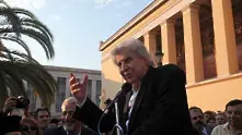 Почина прочутият гръцки композитор, политик и общественик Микис Теодоракис