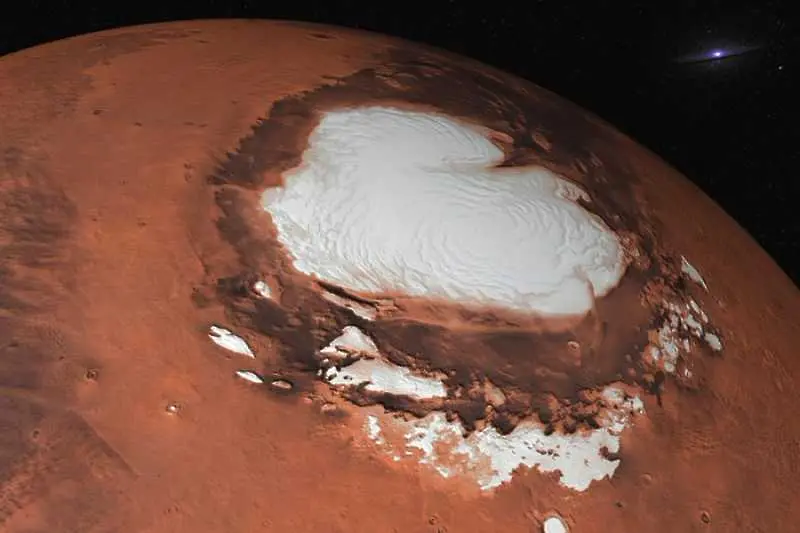 Марсианският лед е прашен, може потенциално да се разтопи