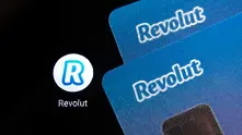 Revolut започва да се конкурира с Booking за туристически резервации