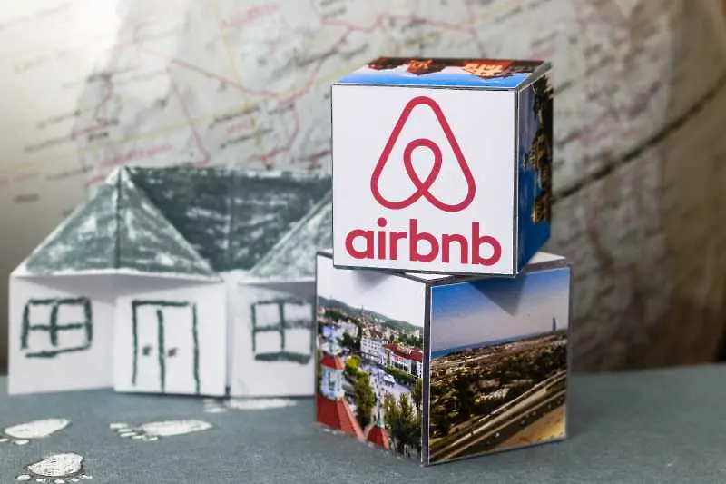 Airbnb приютява 20 000 бежанци от Афганистан
