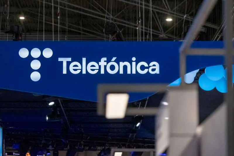 Telefónica стартира продажбата на кулите си във Великобритания