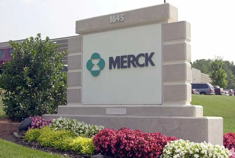  Merck иска разрешение за първото лекарство срещу COVID-19. Намалява наполовина риска от хоспитализация и смърт