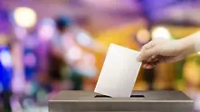 Информационно обслужване и Сиела Норма с оферти за машинното гласуване
