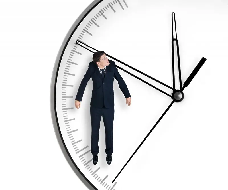 Професор от Харвард предлага да изчислим колко ни струва излишното губене на време