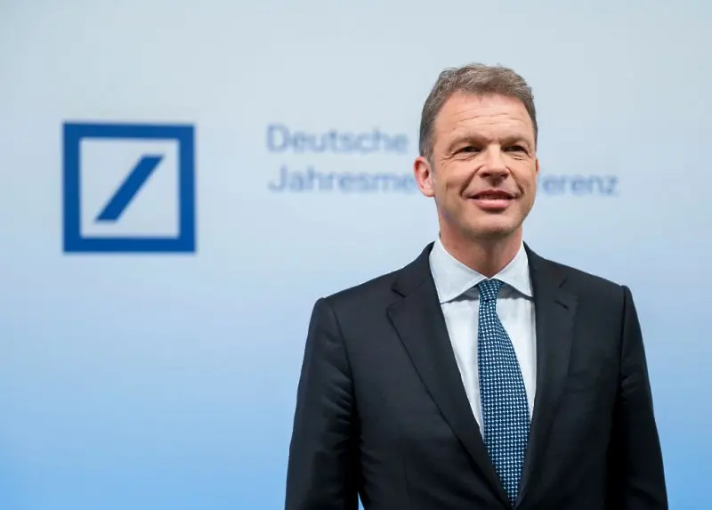 Шефът на Deutsche Bank призова централните банкери да предприемат мерки срещу инфлацията