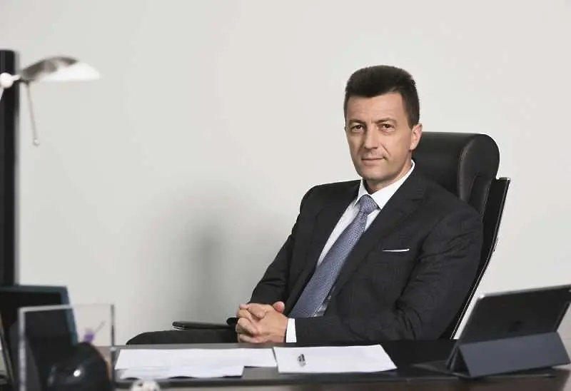 Петър Андронов избран за Банкер на годината за пети път 