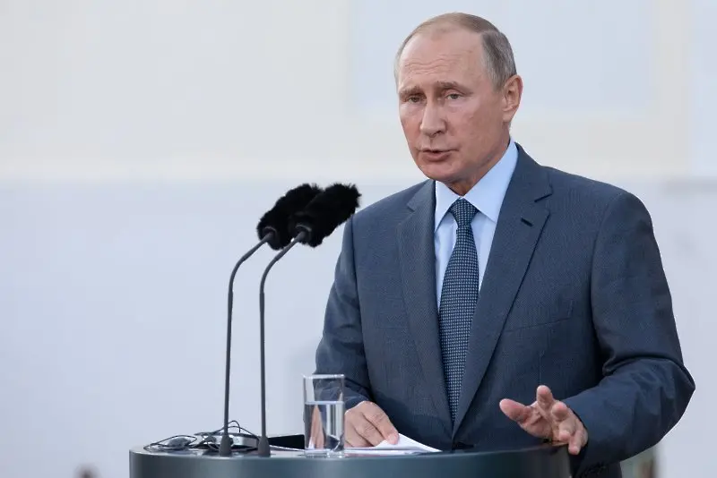 Путин: Русия ще действа, ако НАТО премине червените линии