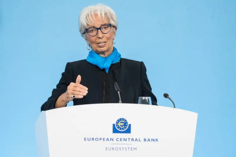 Лагард: ЕЦБ трябва да бъде търпелива и да не прибързва със затягането