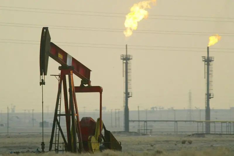 Цените на петрола отново се оцветиха в червено