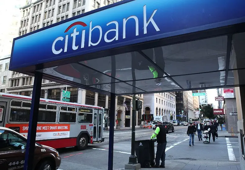 Citigroup ще уволни неваксинираните си служители до края на месеца
