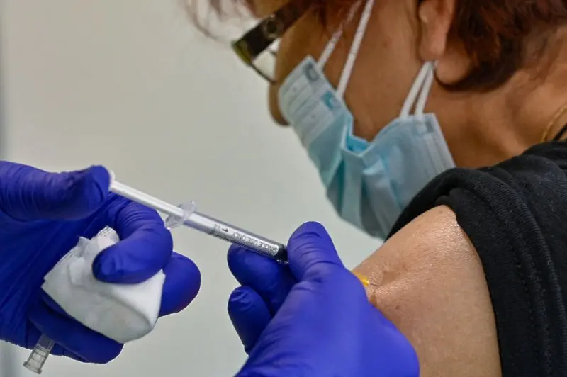 Над 95 000 дози ваксини са поставени за 7 месеца в пунктовете на Столична община