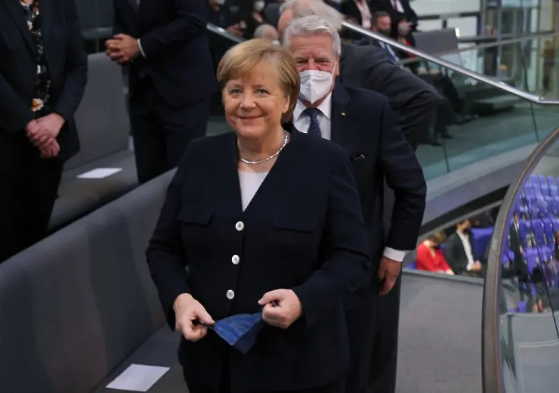 Ангела Меркел отказа поста почетен председател на ХДС