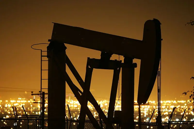 Петролът на ОПЕК поскъпна до 82,13 долара за барел