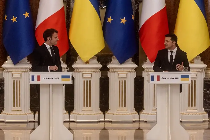 Макрон след срещата със Зеленски: Разрешаването на украинската криза може да отнеме месеци