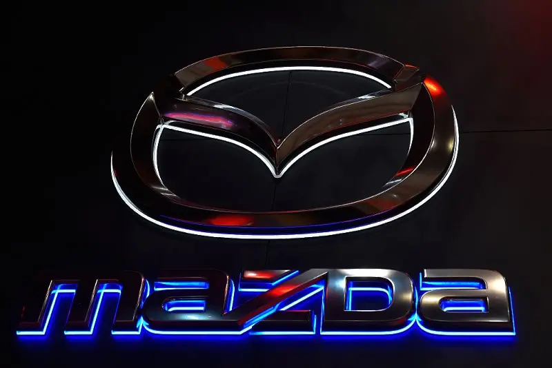 Mazda временно спира производството в два от заводите си в Япония