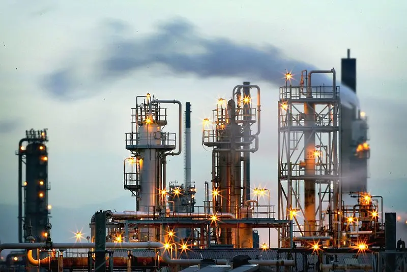 Г-7 призовава страните производителки на петрол и газ да увеличат доставките