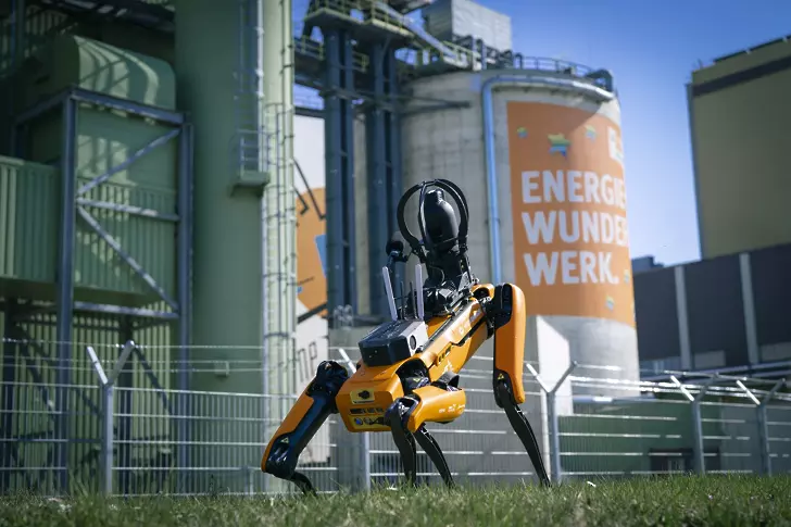 Куче-робот – най-новият служител в австрийска електроцентрала