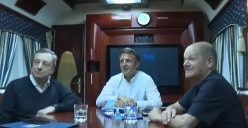 Еманюел Макрон, Олаф Шолц и Марио Драги пристигнаха в Киев