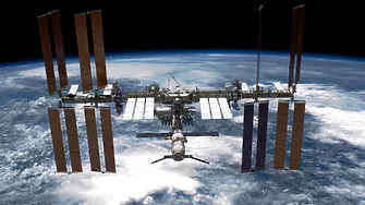 НАСА обяви екипажа за първия пилотиран полет на Старлайнър до МКС