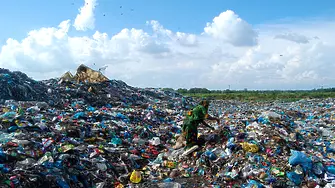 Алехандро Дуран: Как използвам изкуство, за да се справя с пластмасовото замърсяване в океаните ни