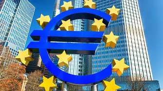 ЕЦБ излиза с мерки срещу нова дългова криза