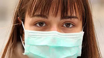 Връщат маските на закрито в София. Ограничават и свижданията в болниците