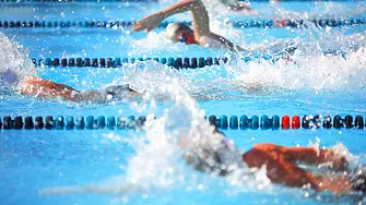 Трима българи на полуфиналите още в първия ден на Европейското по плуване в Рим