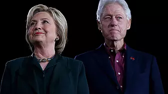 Бил Клинтън и Хилари забравили дъщеря си в Кремъл при официално посещение