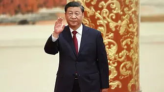Си Цзинпин бе преизбран за генерален секретар на управляващата комунистическа партия за трети петгодишен мандат
