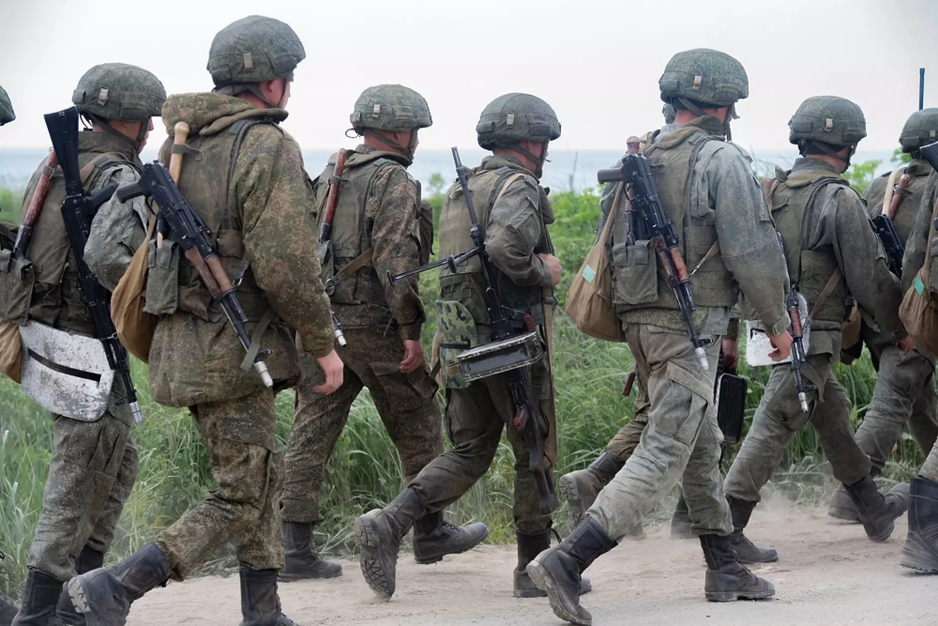 Руската армия подготвя нова „Линия Мажино“