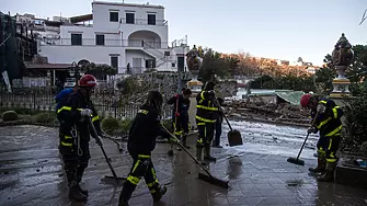 Свлачище на италианския остров Иския отне живота на 7 души, сред тях и българка