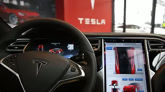 Пазарът започва да вижда Tesla просто като още един производител на автомобили