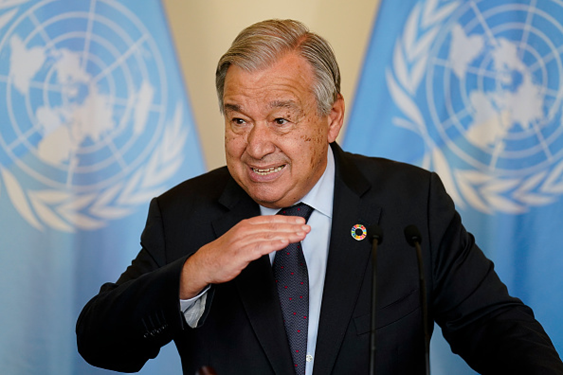 Генералният секретар на ООН разтревожен, че светът върви към „по-мащабна война“ 