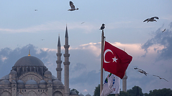 Три западни консулства в Истанбул затвориха заради риск от нападение