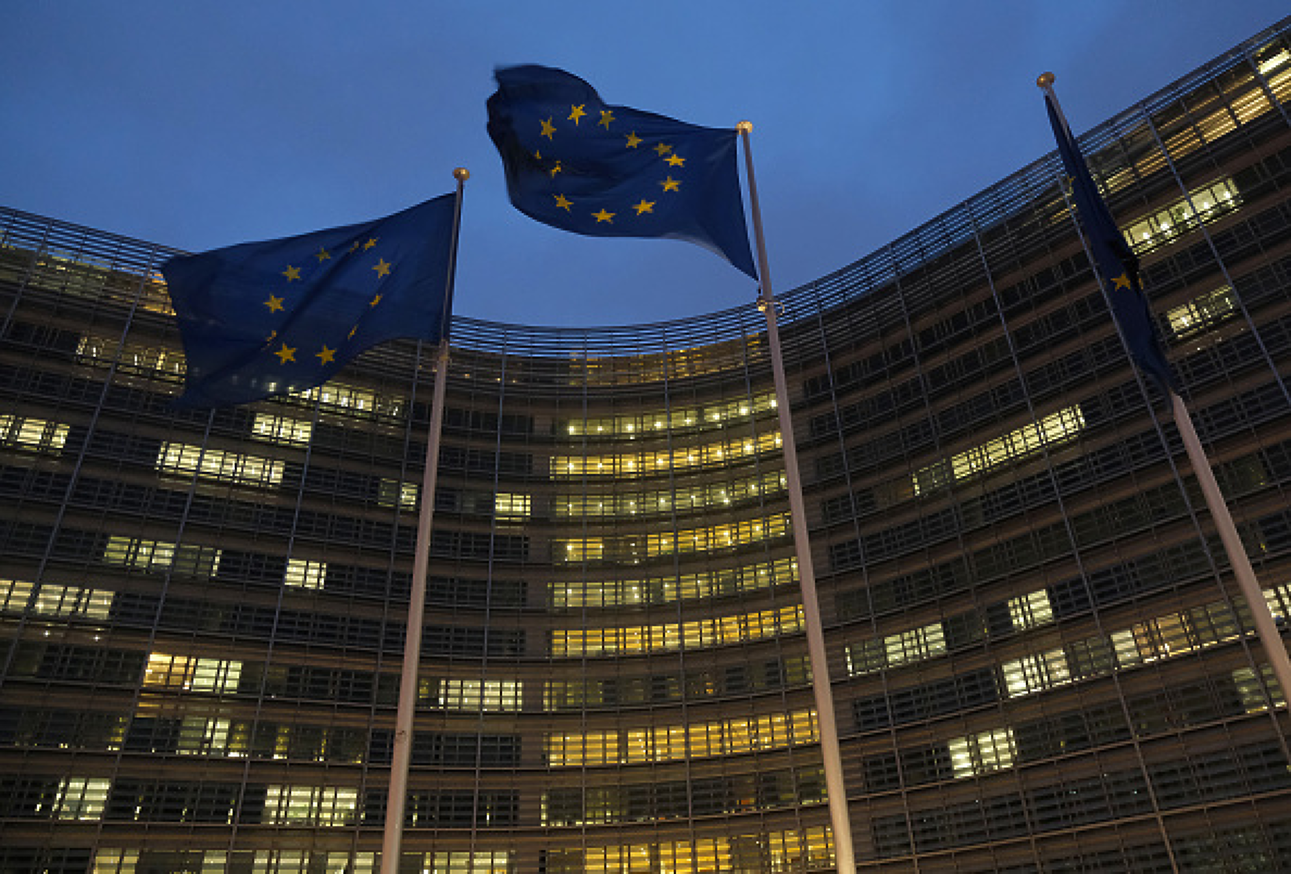Европейският омбудсман пита ЕК за правилата за командировки след „Катаргейт“