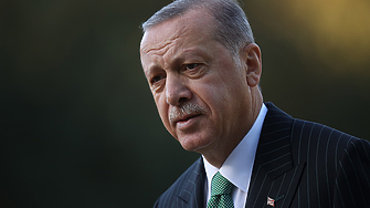 Кандидат-президентът на турската опозиция поведе пред Ердоган с 10% 