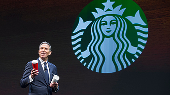 Starbucks ускори предаването на властта на новия си главен изпълнителен директор