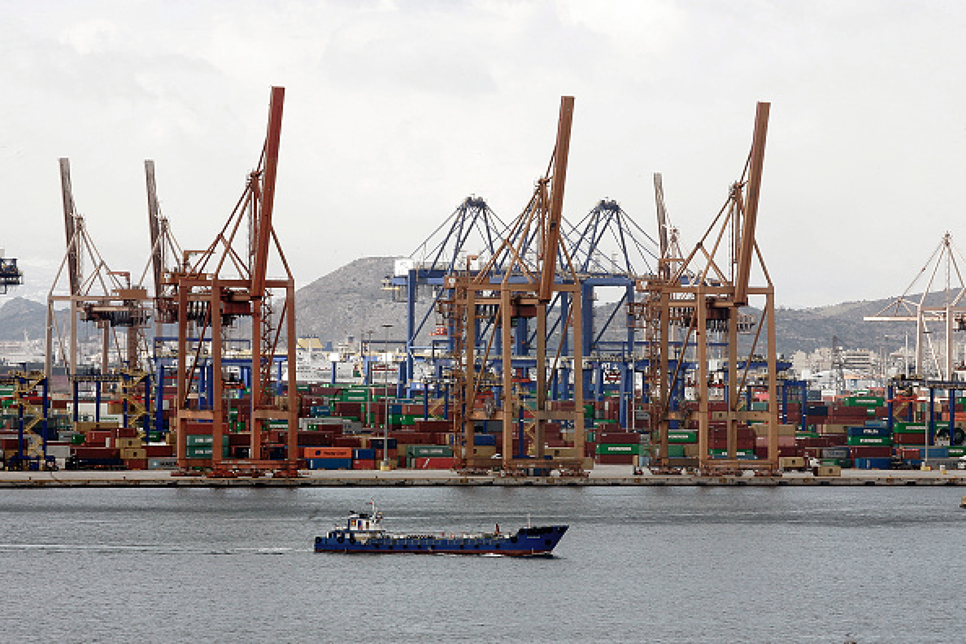 Китай въвежда специални политики за стабилизиране на външната си търговия