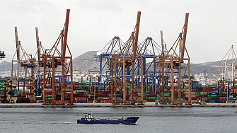 Китай въвежда специални политики за стабилизиране на външната си търговия