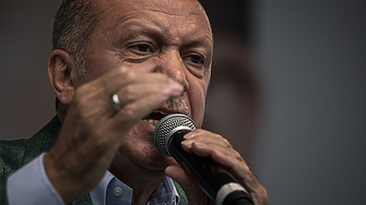 Президентът Ердоган отменя програмата си заради вирус
