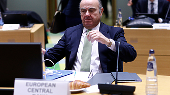 Вицепремиерът на ЕЦБ: Европа успя да избегне рецесията