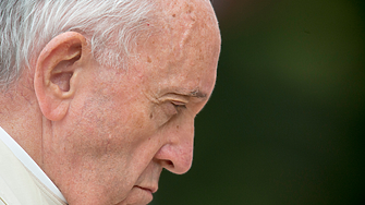 Папа Франциск няма да произнесе неделната молитва Ангел Господен