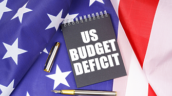 За осем месеца бюджетният дефицит на САЩ се е увеличил 2,7 пъти