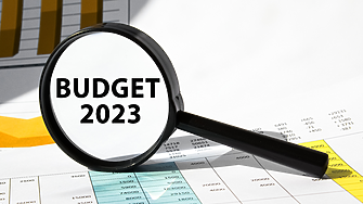 Удължаване, продължаване: Отново без редовен бюджет и поредно отлагане на мерки за свиване на дефицита