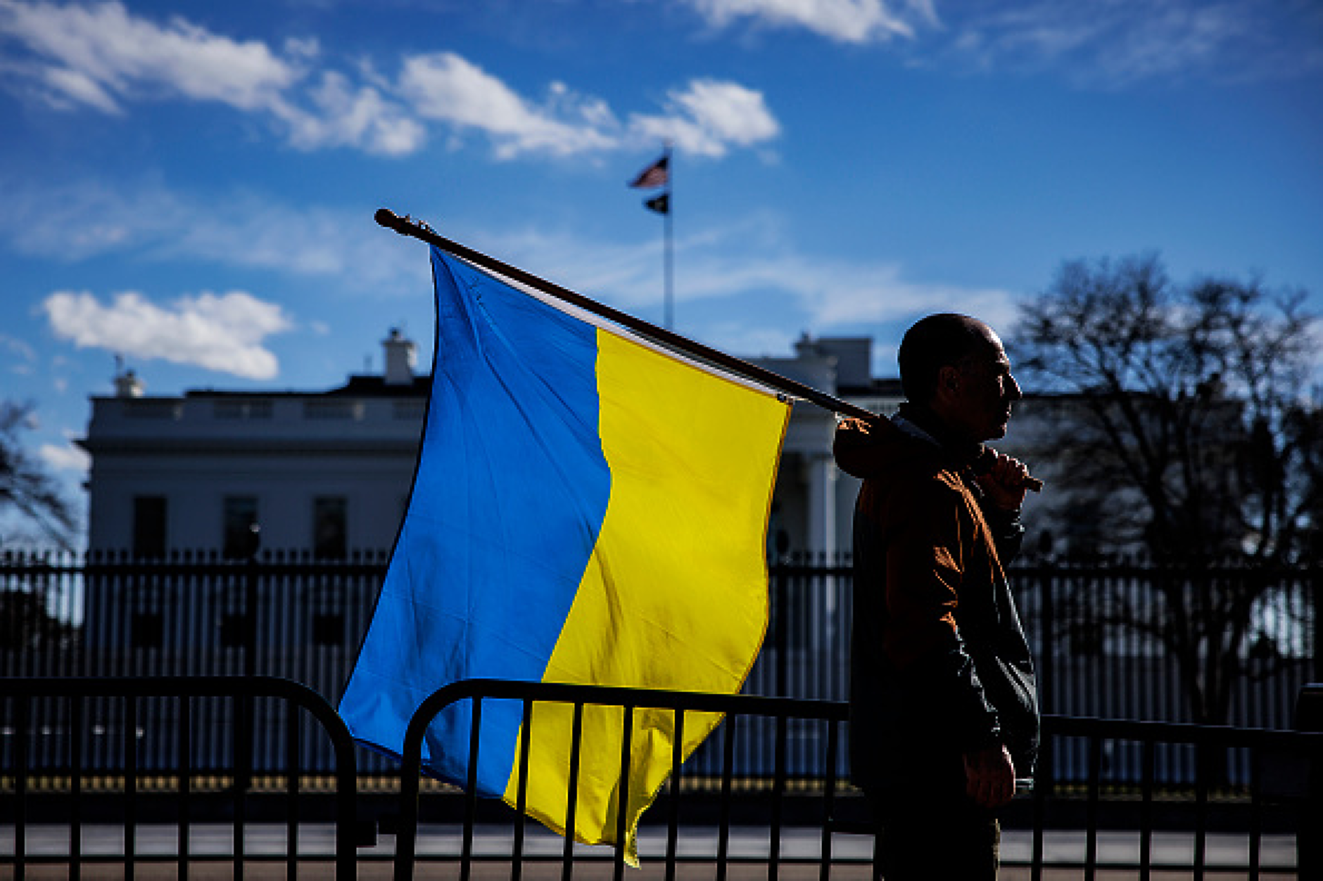 Politico: Без големи победи на бойното поле, Украйна може да загуби подкрепата на САЩ