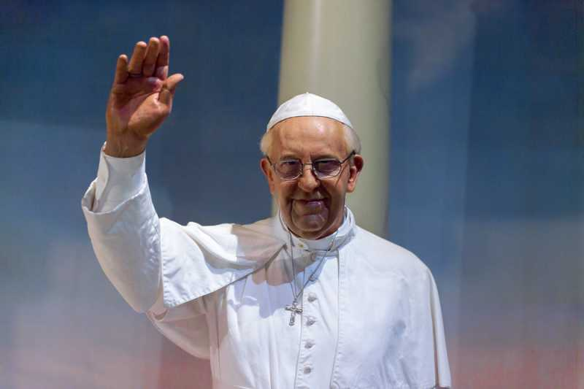 Папата се връща към обичайната си дейност след операцията
