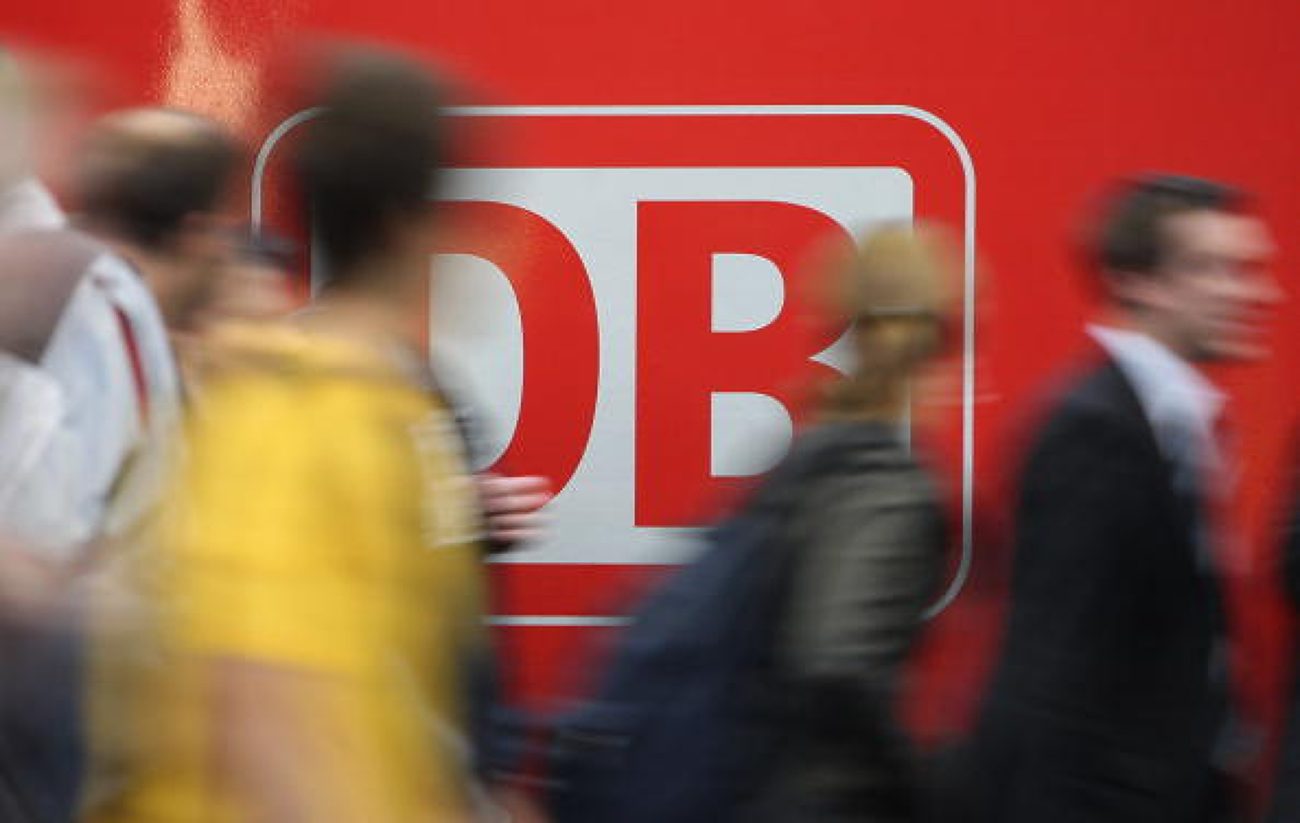 Германските железници търсят спасение със съкращения на 8,4 хиляди служители