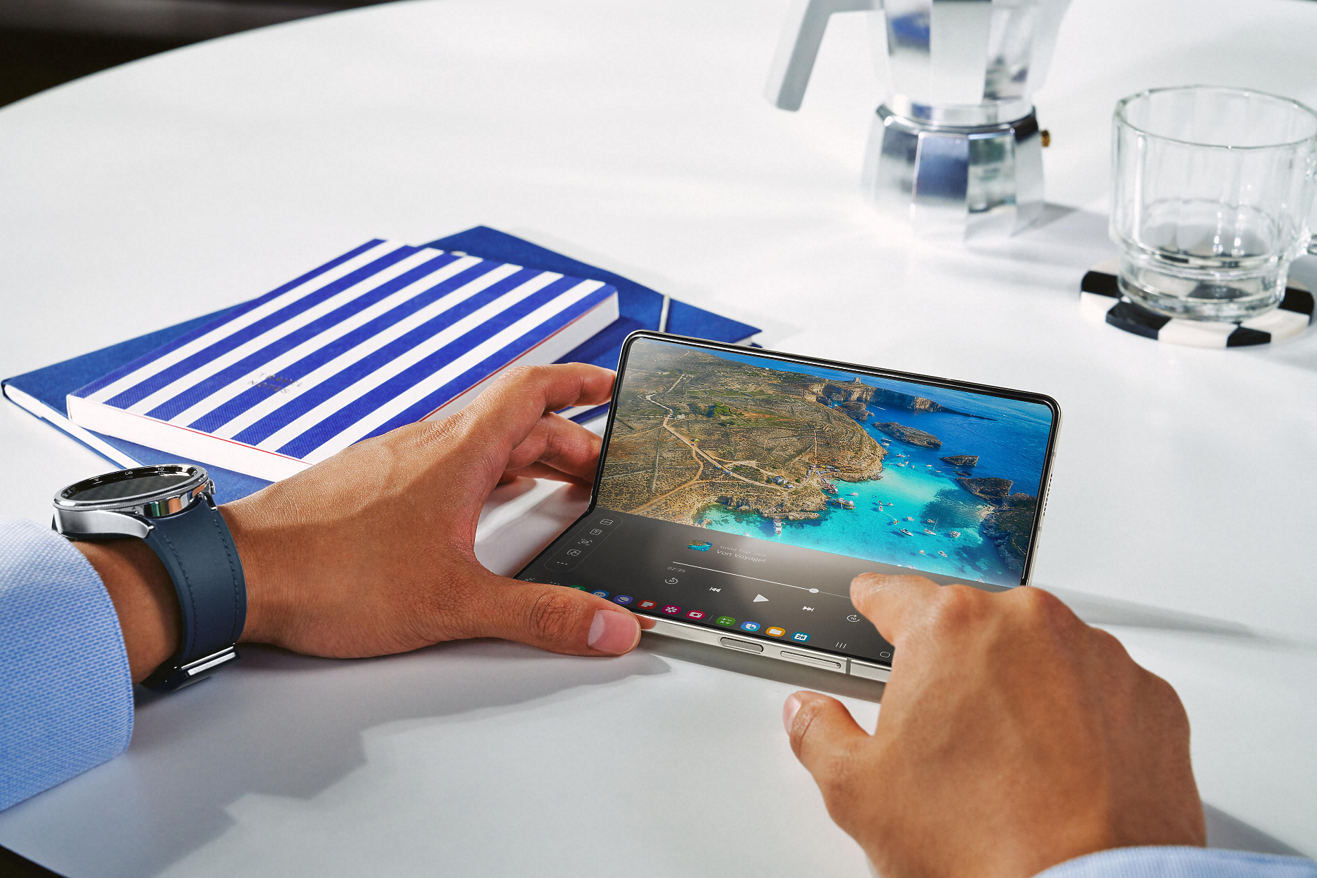 Galaxy Z Fold5: Време е да оставите лаптопа да си почива 