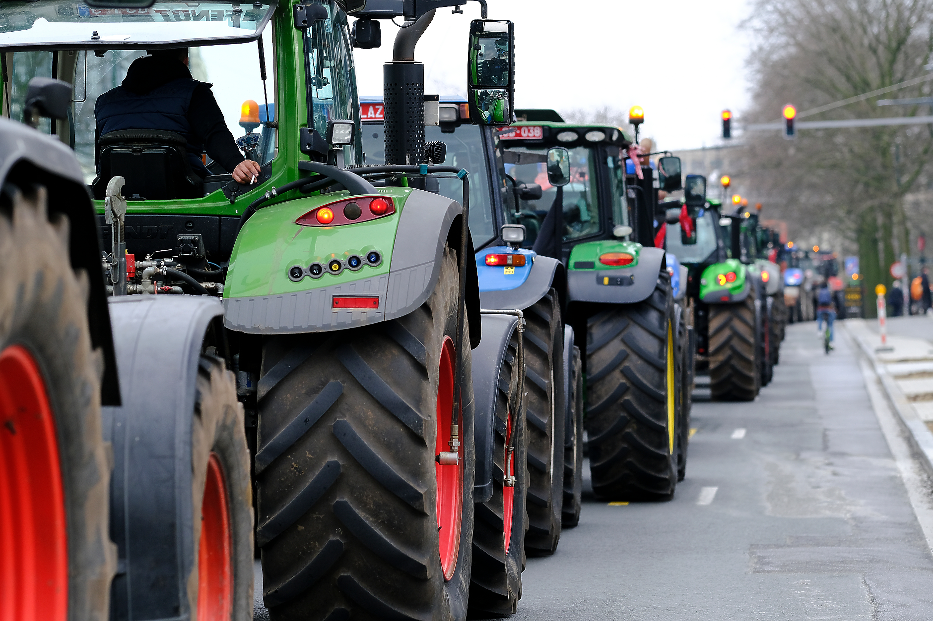 Едва 80 от 600 машини ще влязат в София за протеста на земеделските производители, само че утре