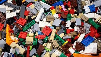 Lego се отказва от производството на тухлички от рециклирана пластмаса